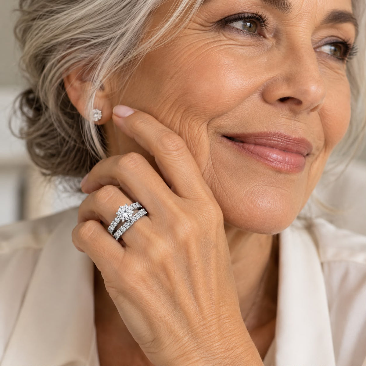 Eternal Radiance Ring Set | White Gold
